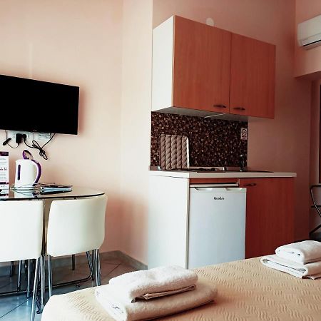 Aparthotel Viola ペシュチャーナ・ウヴァラ エクステリア 写真